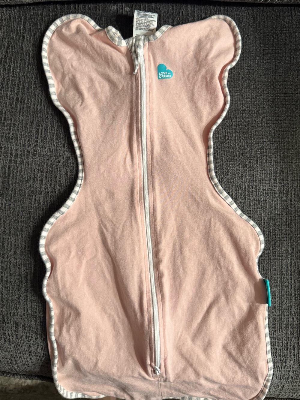 LOVE TO DREAM ✨ SWADDLE